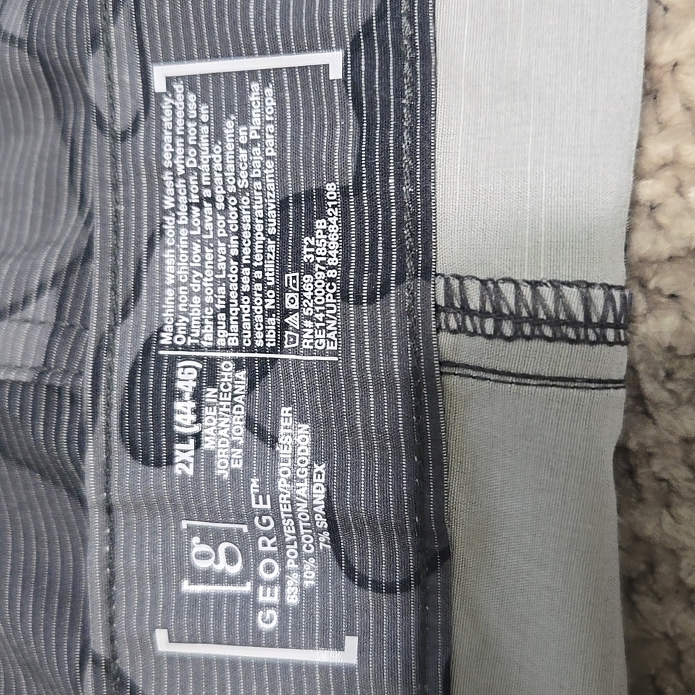 NWT George Hybrid Gray Camouflage Swim Shorts Size 44-46 - Picture 4 of 4